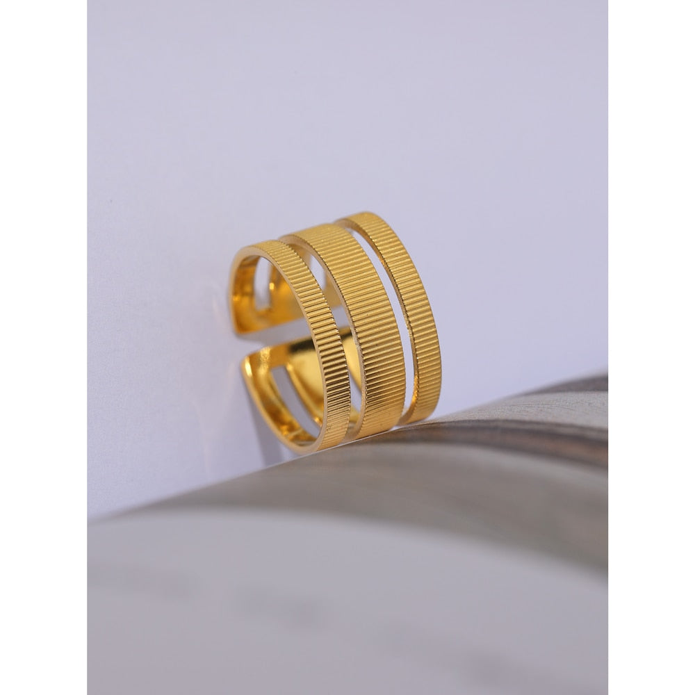 Golden Beauty Ring