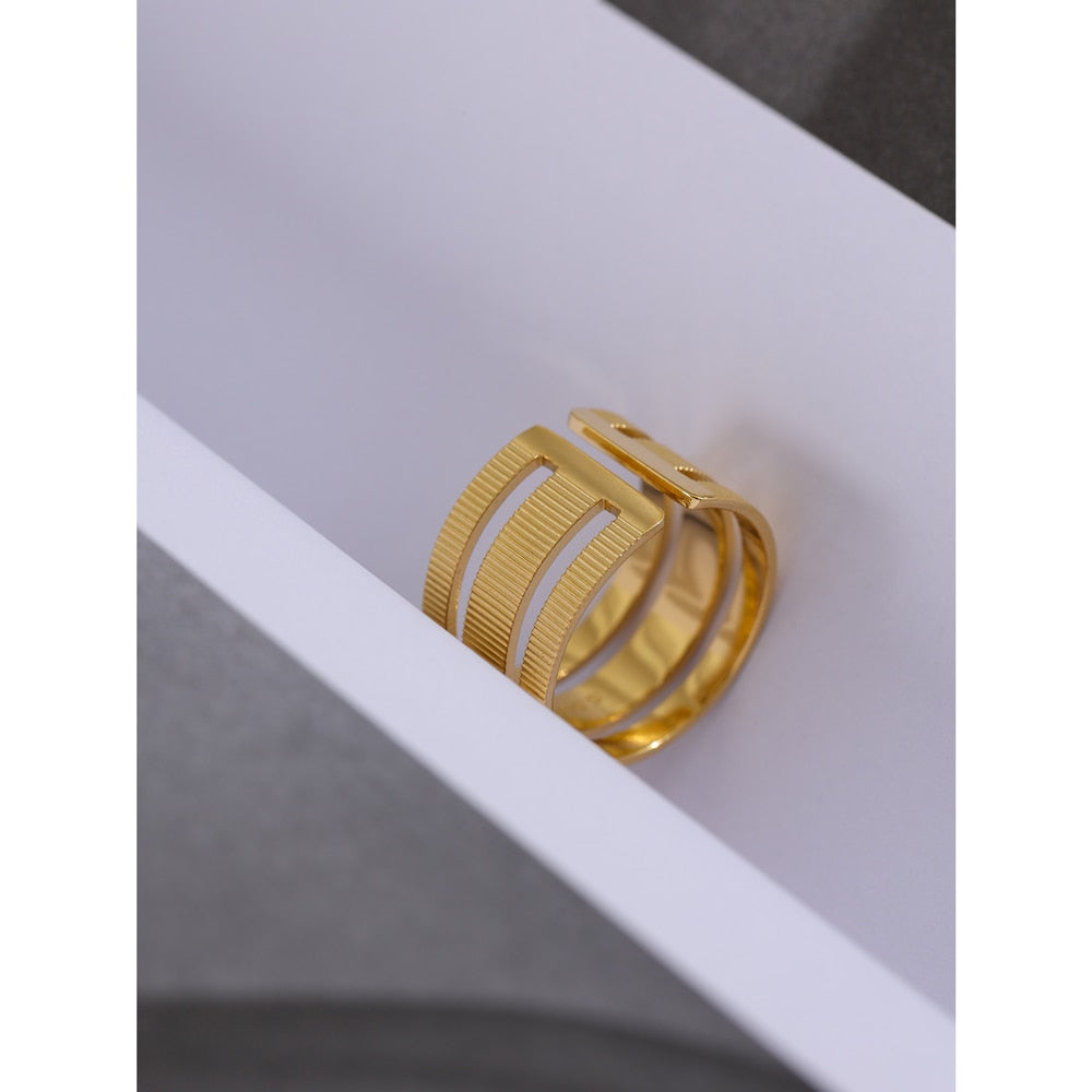 Golden Beauty Ring
